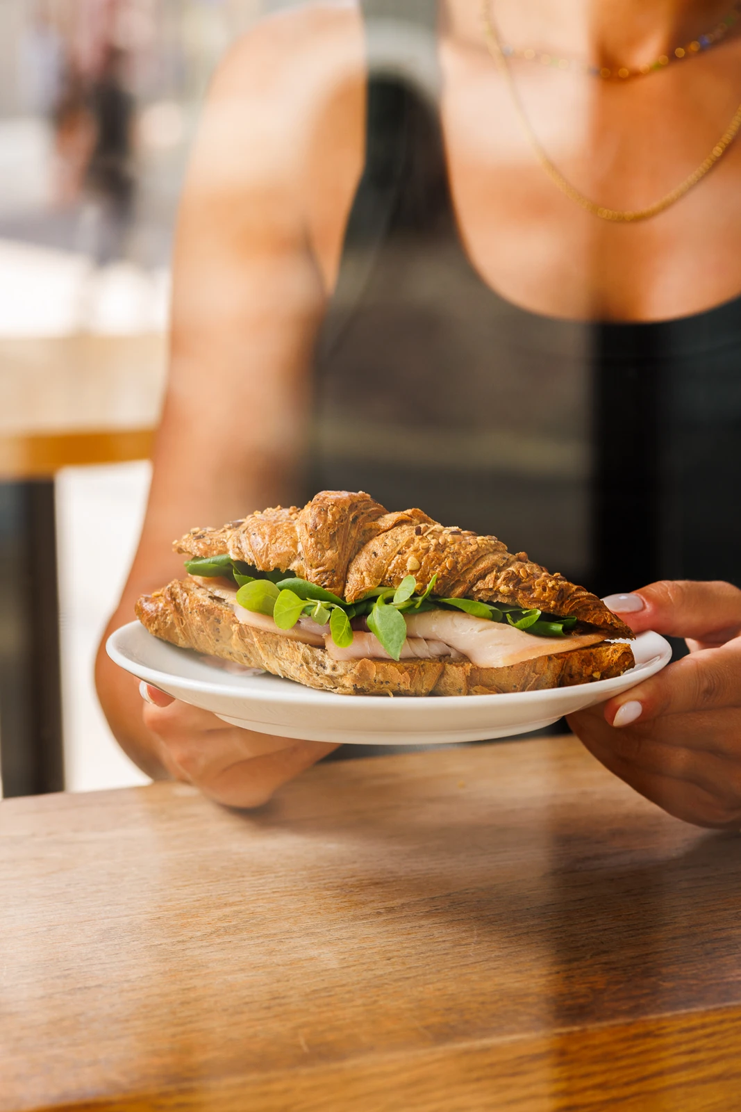 brioche salata con rucola e petto di tacchino colazione salata di Farini Venezia e Milano